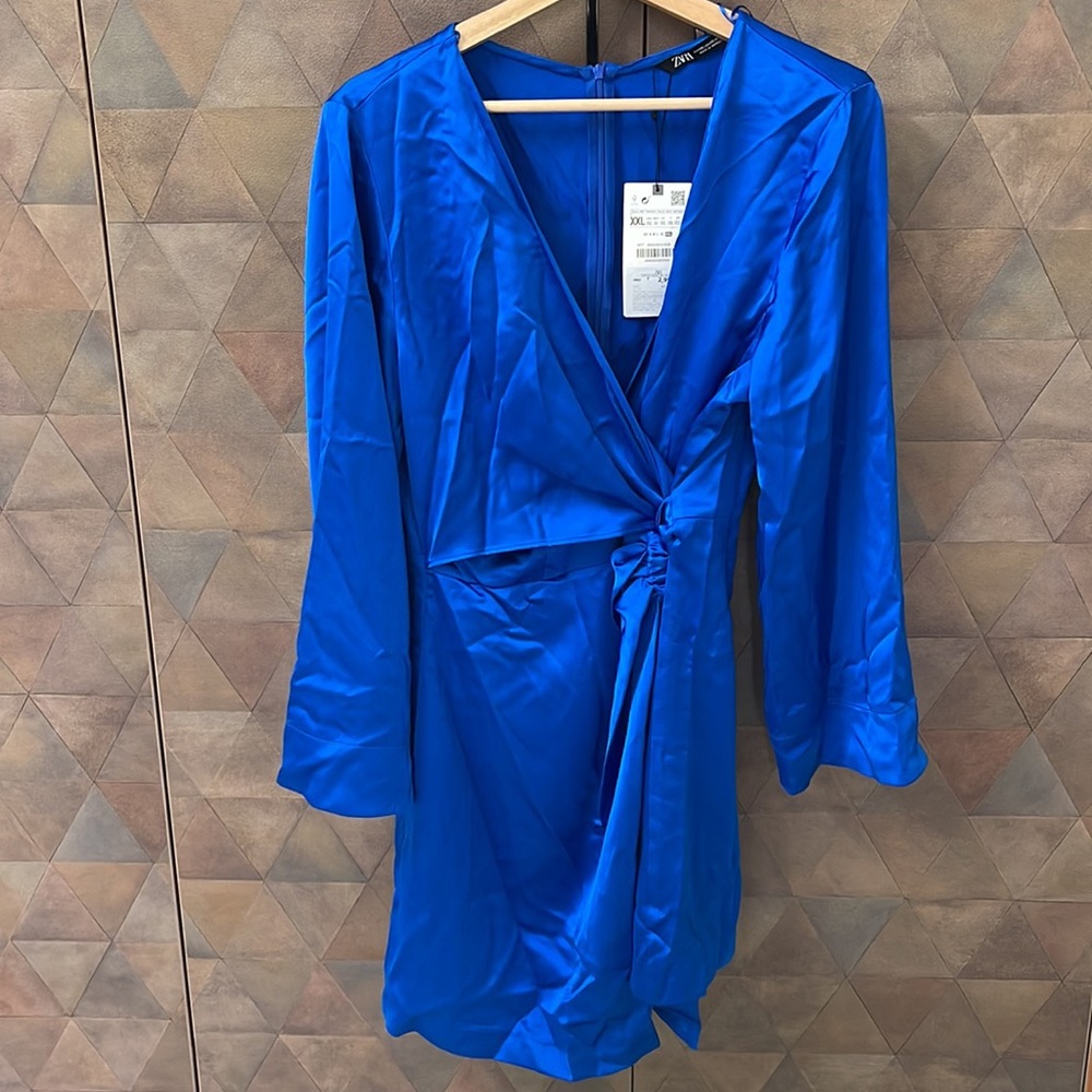 Zara dress - Picture 4 of 10